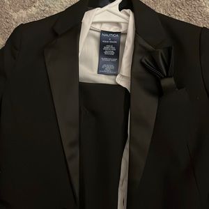 Nautica tuxedo -boy suit size 4